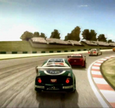 Spaß auf Italiens Rennstrecken: Superstars V8 Racing ab sofort im Handel erhältlich