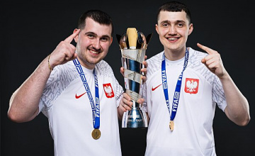 Weltmeister! Beim FIFAe World Cup 25™ mit eFootball™