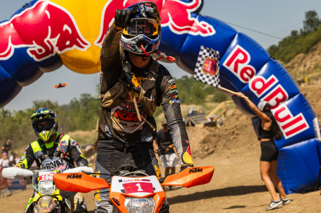Red Bull Stoppelboss: Das ultimative Stoppelcross-Rennen vor den Toren LeipzigsNews  |  DLH.NET The Gaming People