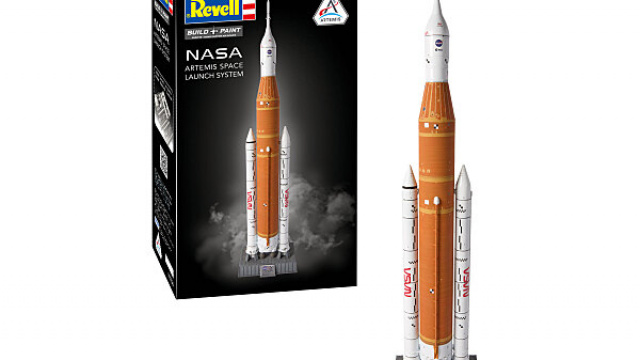 Zurück zum Mond – Revell macht A﻿rtemis II erlebbar